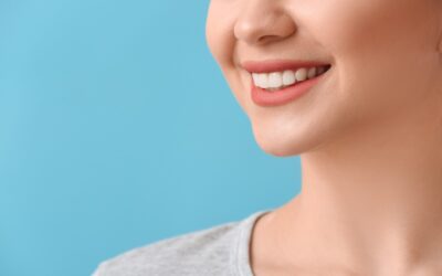 Allineatori invisibili o apparecchio tradizionale? Scopri il trattamento ideale per il tuo sorriso